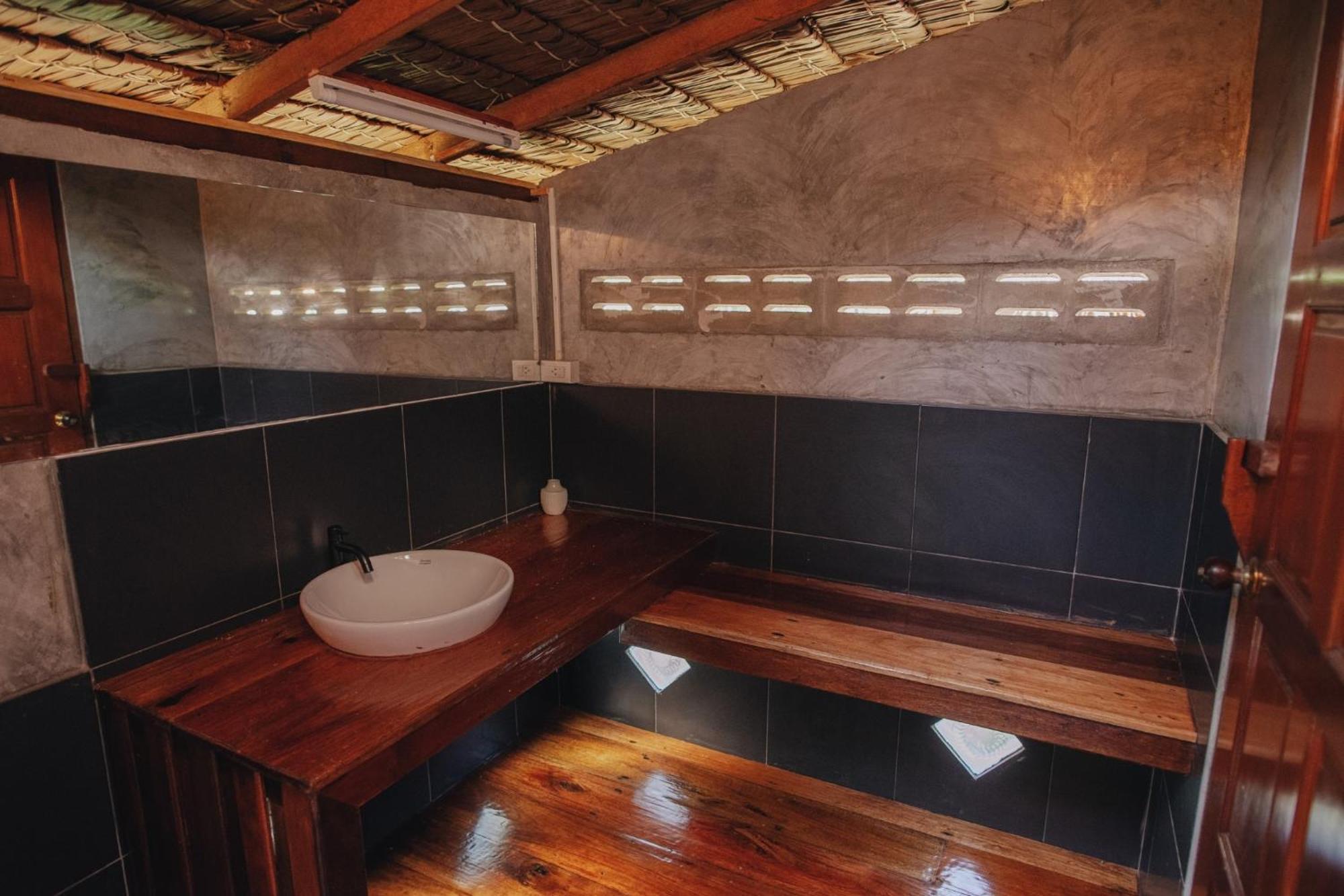 Coco Canopy Boutique Resort ジュム島 エクステリア 写真